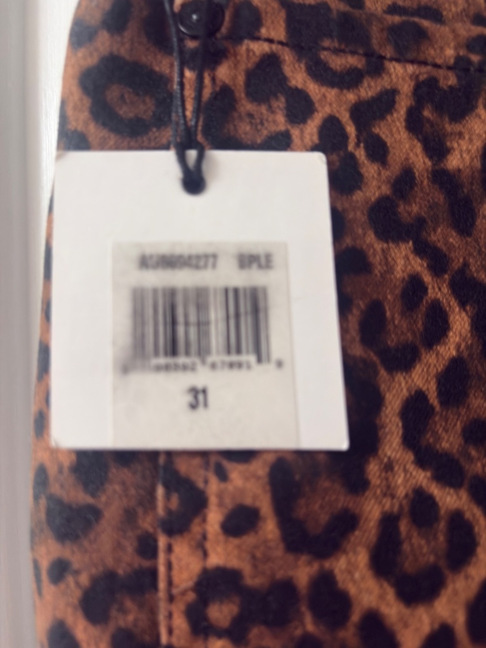 7 for All Mankind - Picture 7 of 10